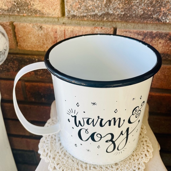 *Warm & Cozy Enamel Pot - Picture 5 of 11